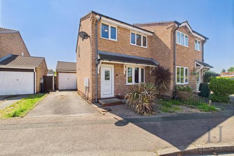 Melford Hall Drive, West Bridgford... 3 bed semi