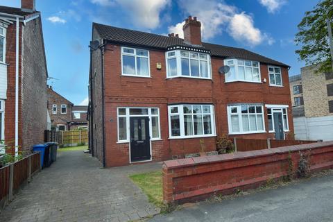 Ashfield Road, Urmston, M41 3 bed semi