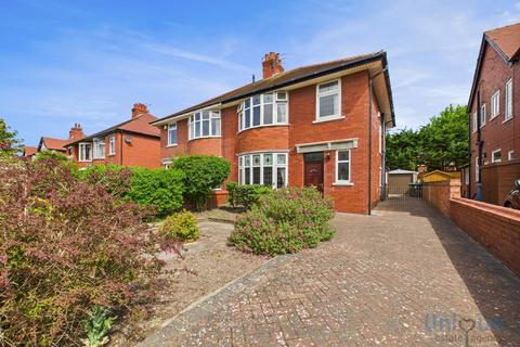 Laverton Road,  Lytham St. Annes, FY8 3 bed semi