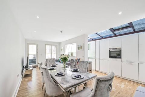 Sherriff Road, West Hampstead... 2 bed flat for sale