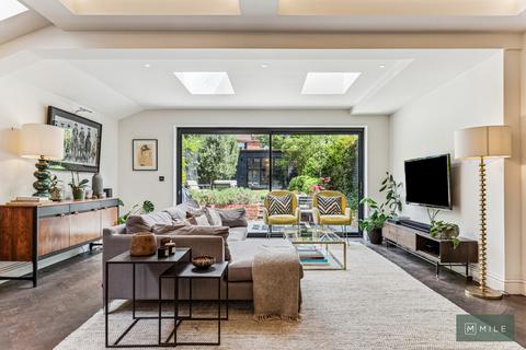 Spezia Road, London NW10 2 bed apartment for sale