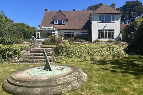 Bryn Y Bia Road, Craigside 3 bed detached house for sale