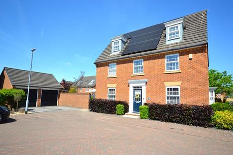 Birtley Avenue, Chorley PR7 5 bed detached house for sale
