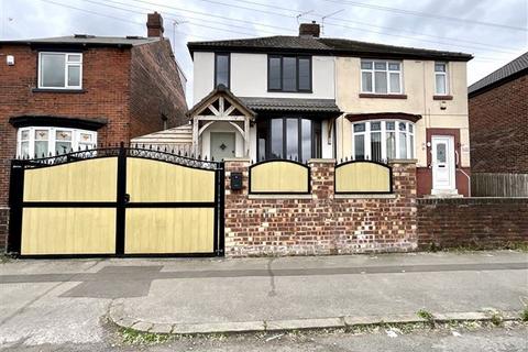 Greenwood Road, Sheffield, S9 4GS 3 bed semi