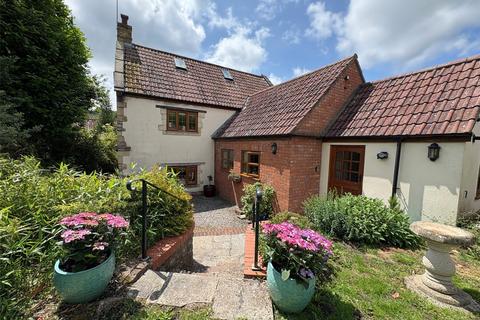 Charming Four Bedroom Home in... 4 bed detached house for sale