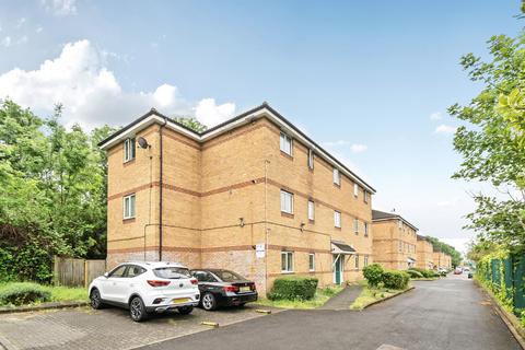 Acock Grove, Northolt 2 bed apartment for sale