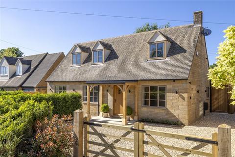 Fosse Lane, Stow on the Wold... 3 bed detached house for sale