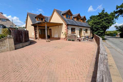 Maeslan, Mynyddcerrig, Llanelli... 3 bed detached house for sale