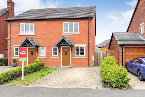 2 bedroom semi-detached house for sale