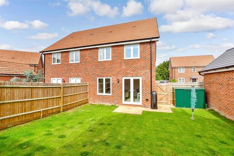 Buckle Mead, Woodgate, Chichester... 3 bed semi