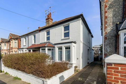 St. Aubyns Road, Portslade, Brighton... 2 bed ground floor flat for sale