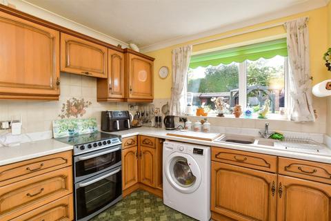 Burnham Road, Worthing, West Sussex 3 bed semi