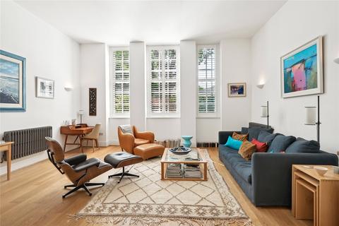 Battersea Park Road, London, SW11 1 bed apartment for sale