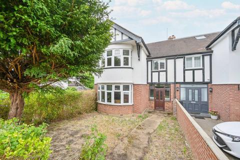 Cleveland Road, Ealing, London, W13 4 bed semi