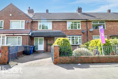 Lonsdale Avenue, Intake, Doncaster 3 bed terraced house for sale