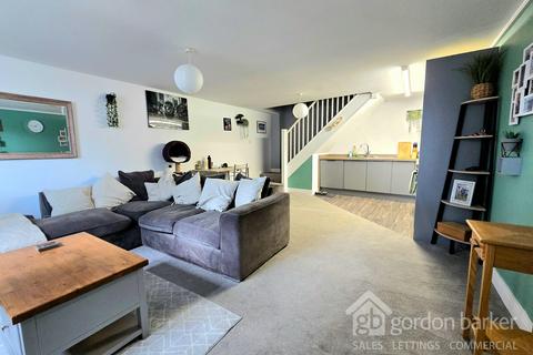 Christchurch Road, Bournemouth BH1 1 bed ground floor maisonette for sale