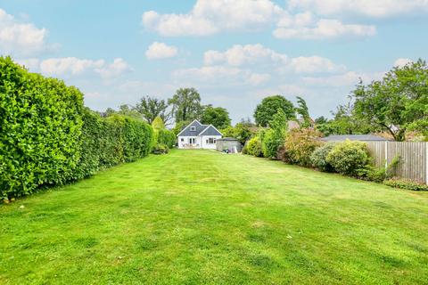 Bucks Hill, Kings Langley WD4 4 bed detached house for sale