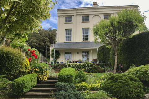 7 bedroom semi-detached house for sale