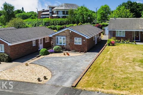 Hedingham Way, Derby DE3 2 bed detached bungalow for sale
