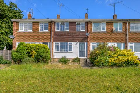 Donegal Close, Reading RG4 3 bed terraced house for sale