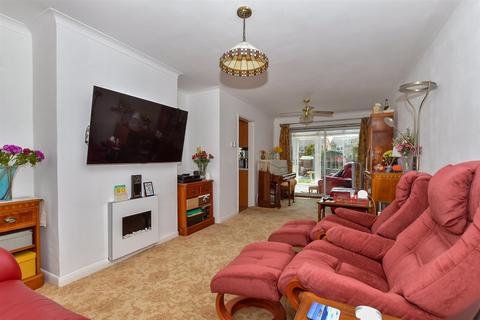 Bradbourne Lane, Aylesford ME20 3 bed semi