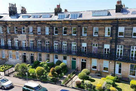 The Crescent, Scarborough YO11 4 bed apartment for sale