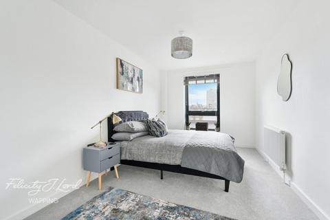 Glasshouse Fields, LONDON E1W 2 bed flat for sale