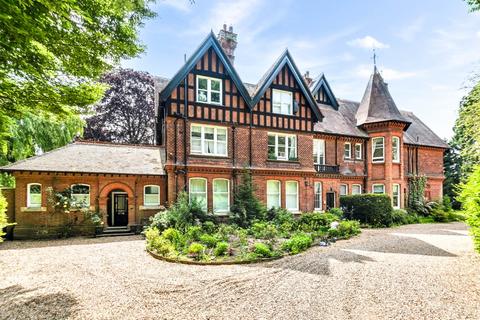 Merton Ford, Wokingham RG40 2 bed apartment for sale
