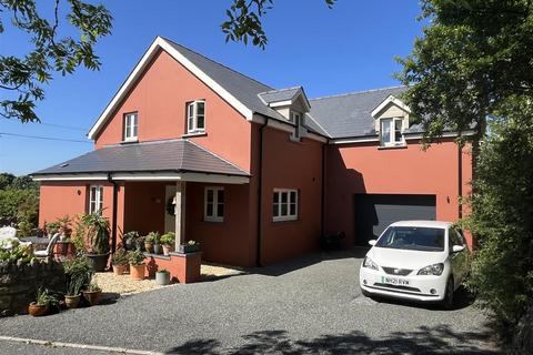 Walton East, Clarbeston Road 5 bed detached house for sale