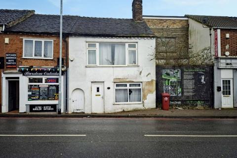 Terraced house for sale