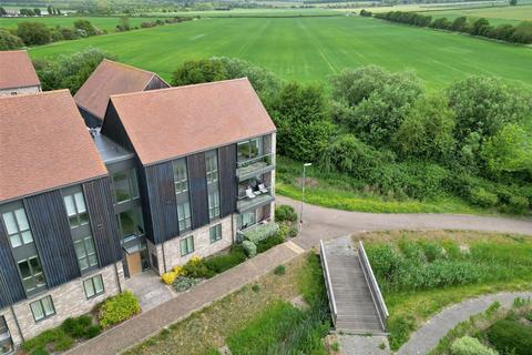 Knightly Avenue, Cambridge CB2 2 bed apartment for sale