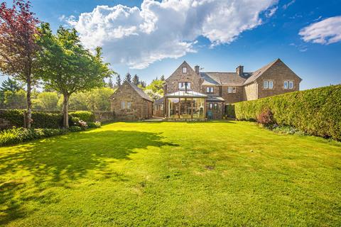 Lower Reservoir Cottages, Long... 5 bed semi