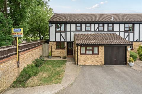 Blacksmith Drive, Weavering 3 bed end of terrace house for sale