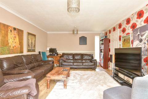 Spring Cross, Longfield DA3 4 bed terraced house for sale