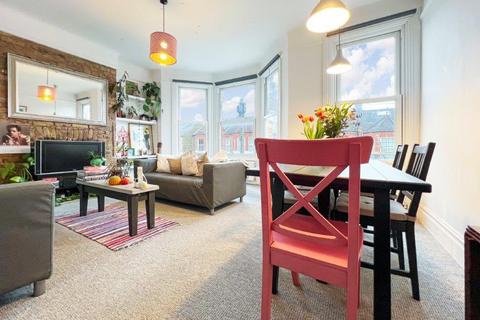 Bathurst Gardens, Kensal Rise... 3 bed flat for sale