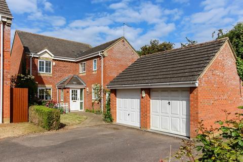 Leighton Close, Wellingborough NN8 4 bed detached house for sale