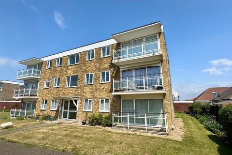 Overstrand Avenue, Rustington 2 bed flat for sale