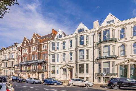 Western Parade, Southsea 2 bed flat for sale