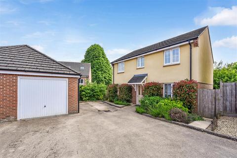 Sunflower Way, Andover 4 bed detached house for sale