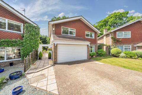 Arden Mhor, Pinner 4 bed detached house for sale