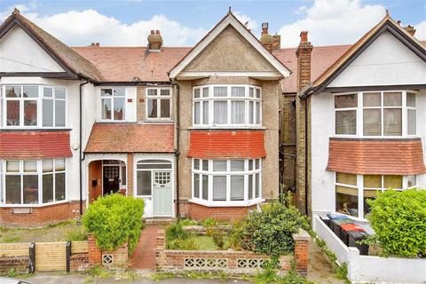 Windsor Avenue, Margate, Kent 4 bed semi