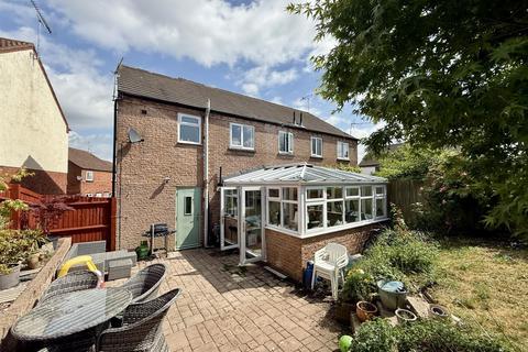 4 bedroom semi-detached house for sale