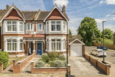 4 bedroom semi-detached house for sale