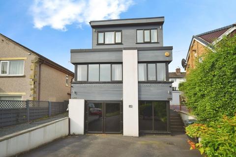 Grange Park Road, Bingley 4 bed detached house for sale