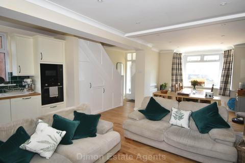 Worthing Avenue, Elson 3 bed end of terrace house for sale