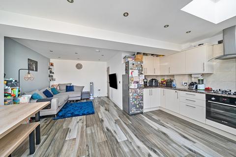 Waltham Drive, Middlesex HA8 3 bed terraced house for sale