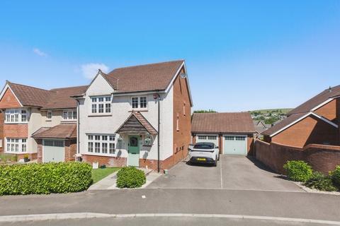 Ffordd Dol Y Coed, Pontyclun CF72 4 bed detached house for sale