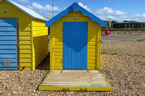 Sea Road, Littlehampton BN17 Property for sale