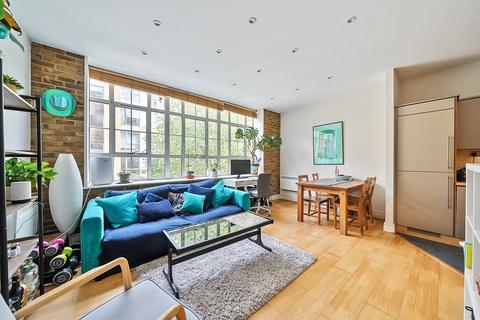 Peckham Grove, London 2 bed apartment for sale