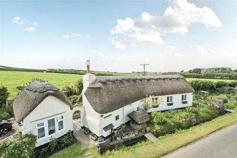 Widemouth Bay, Bude 3 bed detached house for sale